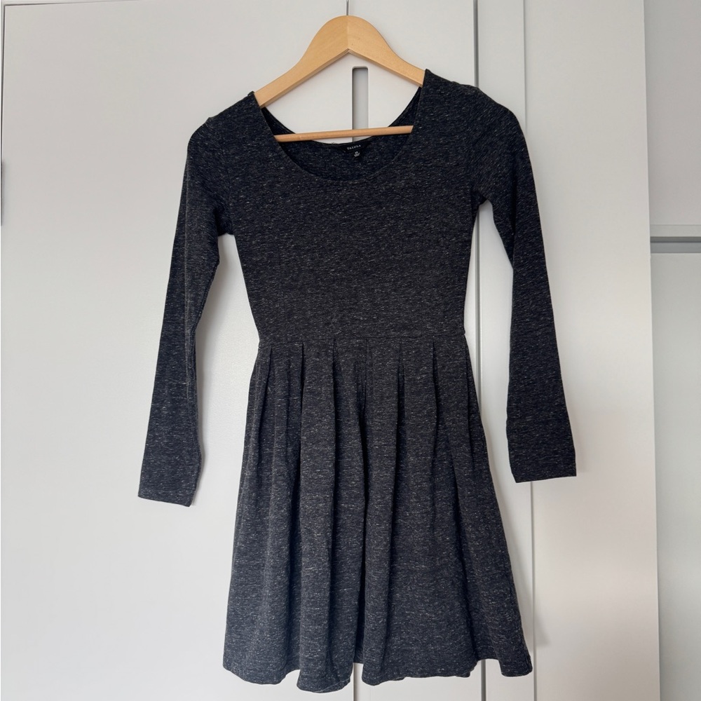 NWOT Aritzia Talula Long Sleeve Dress
